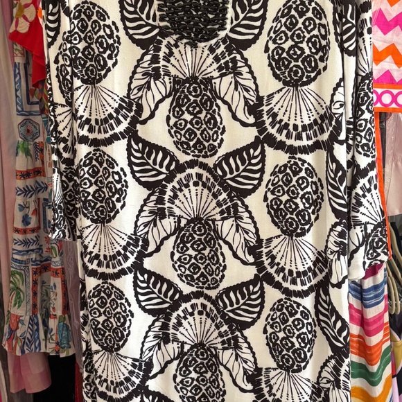 Lilly Pulitzer Caftan NWT - Picture 2 of 5